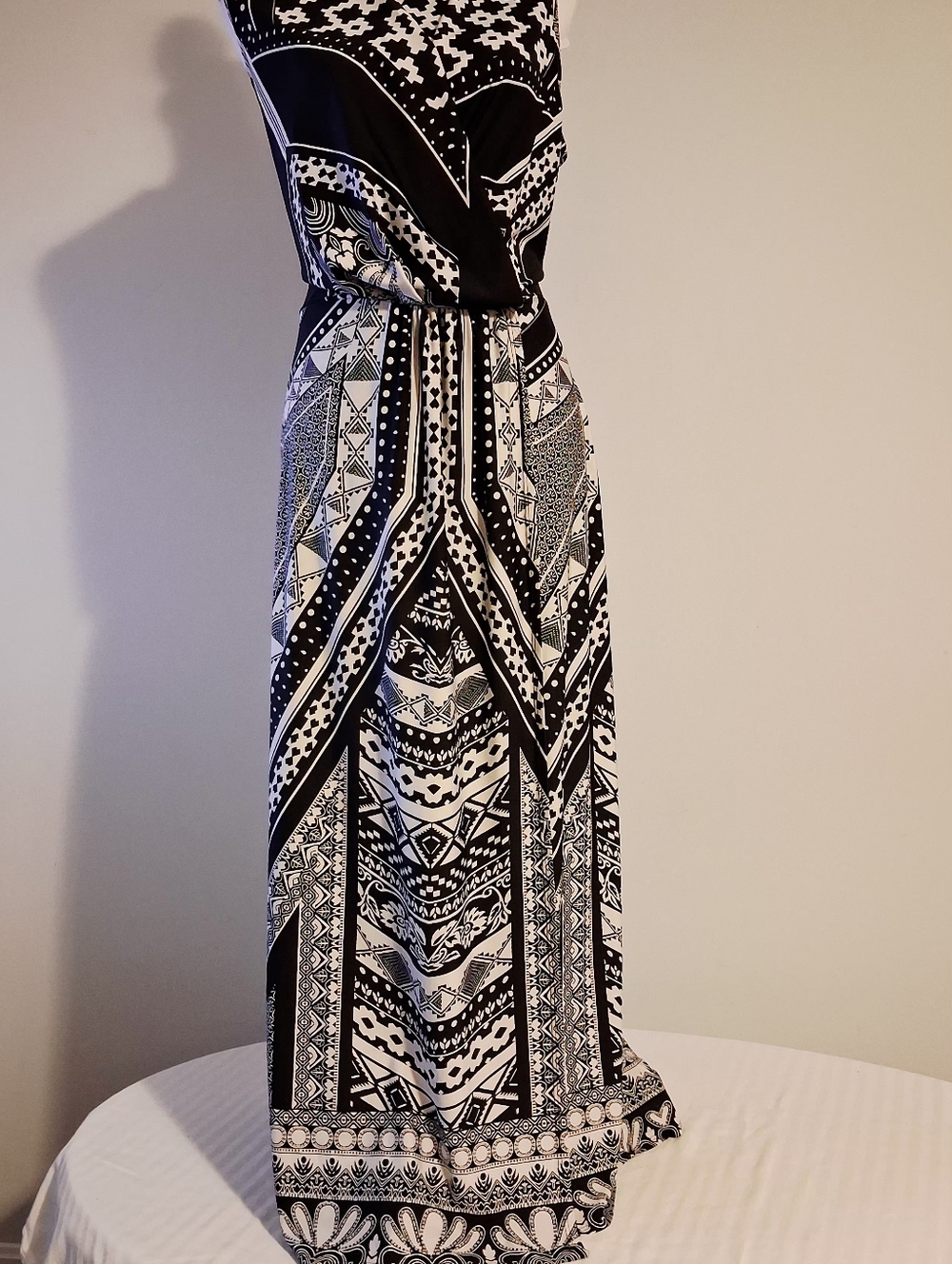 Ashley Stewart Black and White Sleeveless Printed Maxi Dress Size 18/20 - Picture 2 of 12